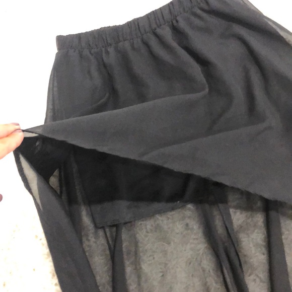Black high low skirt with lining - Picture 4 of 6